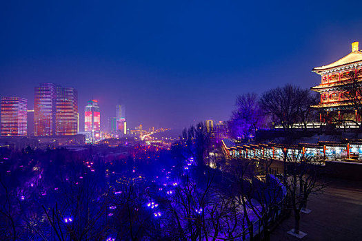 2019年元旦节乌鲁木齐城市多彩夜景