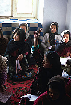 女孩,孩子,回答,疑问,高,拥挤,教室,班级,学校,居民区,喀布尔,局部,网络