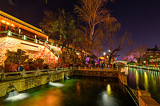 济南护城河夜景