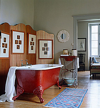 涂绘,浴室,站立,正面,红色,黄金,条纹,折叠屏风