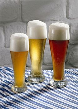 小麦啤酒,玻璃杯,怀森白啤酒,暗色
