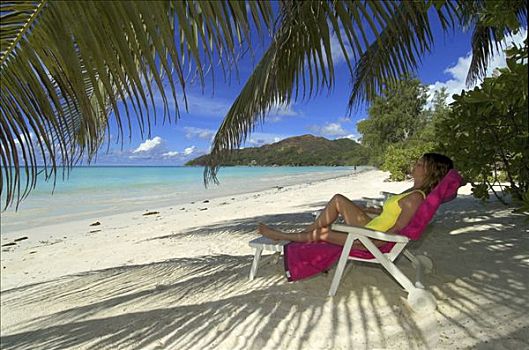 女青年,甲板,椅子,睡觉,棕榈树,普拉兰岛,塞舌尔,非洲