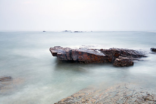 飘渺的大海,山东省日照任家台礁石公园