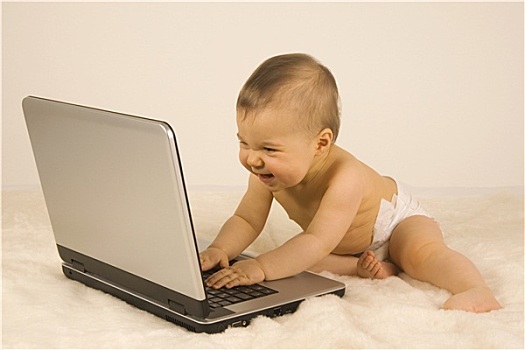 婴儿,玩,笔记本电脑