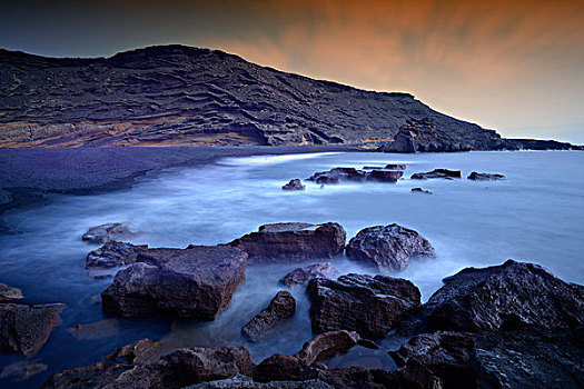 海浪,火山岩,海滩,夜光,埃尔格尔奉,兰索罗特岛,加纳利群岛,西班牙,欧洲
