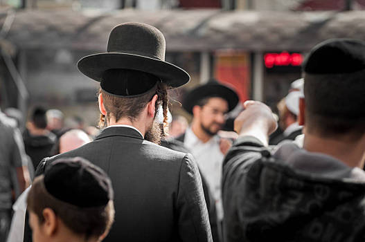 犹太传统服饰特点图片
