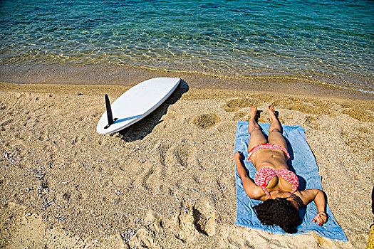 希腊,海其迪奇,美女,日光浴,海滩,冲浪板,沙滩
