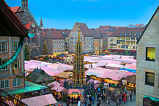 圣诞市场,纽伦堡,德国,喷泉,我们,教堂,黄昏