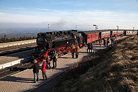 铁路,接近,布罗肯,火车站,哈尔茨山,蒸汽机车,山,国家公园,萨克森安哈尔特,德国,欧洲