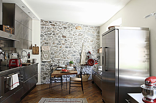 厨房,不锈钢,就餐,砖墙