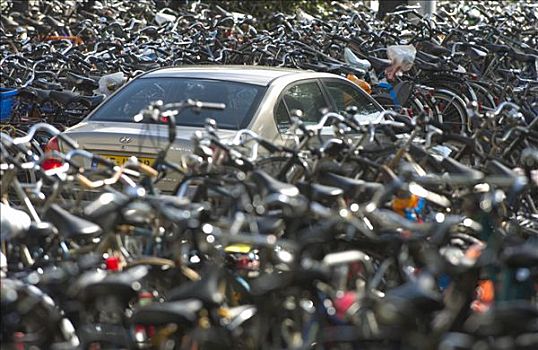汽车,停放,自行车,停车场,正面,火车站,阿姆斯特丹,荷兰