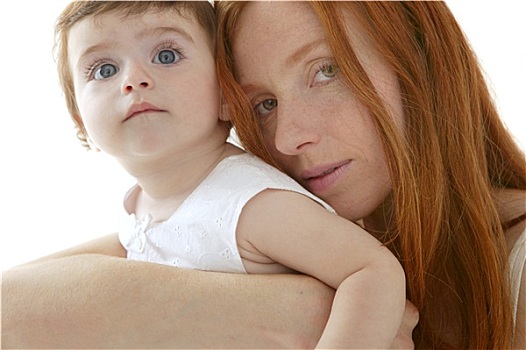 婴儿,红发,母亲,搂抱,白色背景