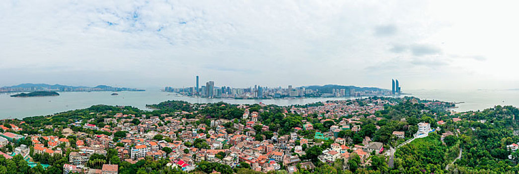 航拍福建厦门鼓浪屿风景名胜区风光