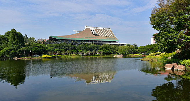 厦门大学