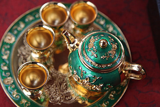 新疆喀什精美茶具,独具匠心之精美艺术品