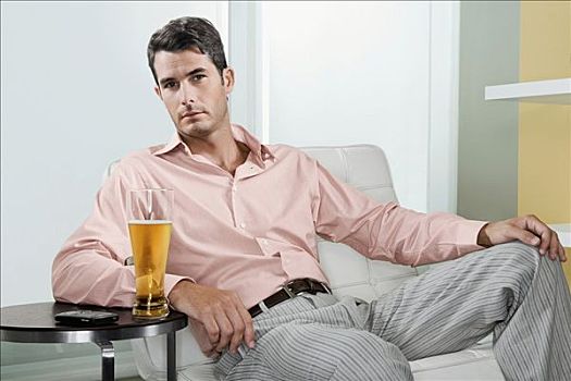 肖像,中年,男人,玻璃杯,啤酒