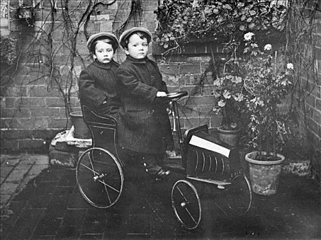 两个男孩,踏板,汽车,早,20世纪,艺术家,未知