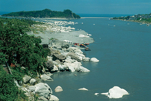 台湾岛河流图片