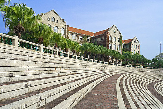 厦门大学