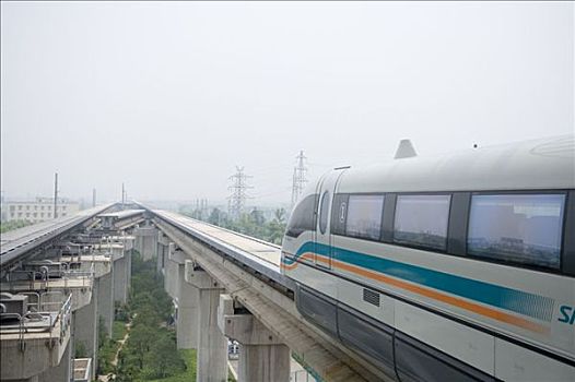 上海磁悬浮列车