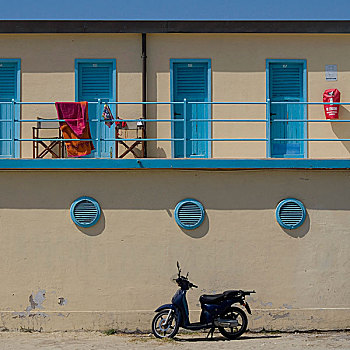 摩托车,停放,正面,度假屋,托斯卡纳,里维埃拉,意大利