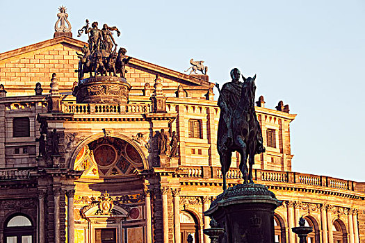 骑马雕像,正面,剧院,森帕歌剧院,房子,德累斯顿,萨克森,德国