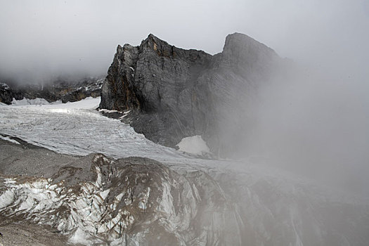 玉龙雪山