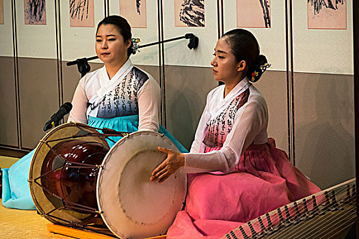 韩国,仁川机场,传统音乐,表演,传统,文化,中心,仁川,乘客,使用,只有