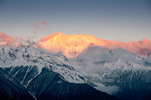 梅里雪山