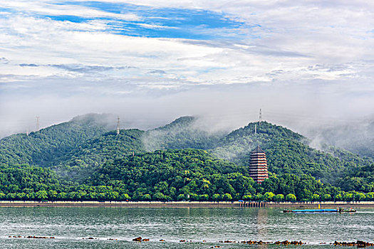 杭州自然风光六和塔
