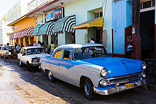 老爷车,狭窄,街道,特立尼达,世界遗产,文化遗产,圣斯皮里图斯,省,古巴,大安的列斯群岛,加勒比