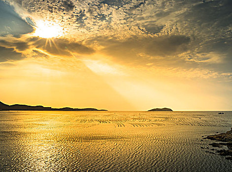 山东威海海平面夕阳