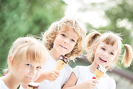 高兴,微笑,孩子,吃,冰淇淋,户外,公园