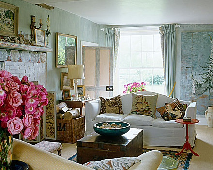 沙发,面对,老式,靠近,壁炉,粉色,玫瑰,前景