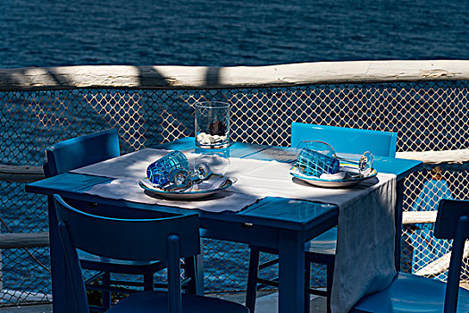 桌面布置,餐馆,内庭,水岸,安纳卡普里,卡普里岛,坎帕尼亚区,意大利
