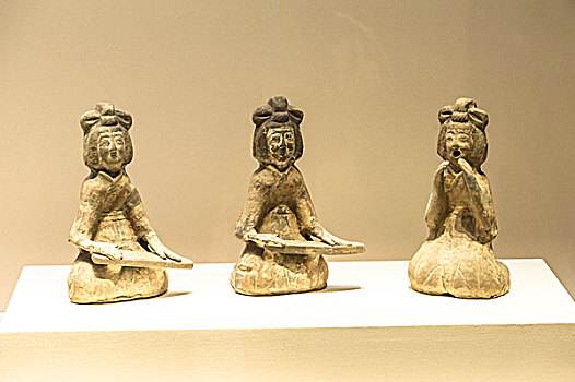 三个陶女乐俑,北魏,公元386-534年,中国国家博物馆收藏