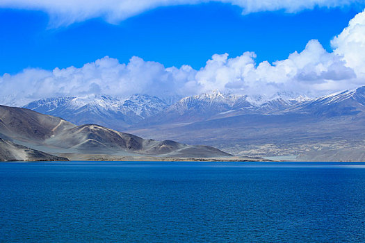 南疆白沙湖