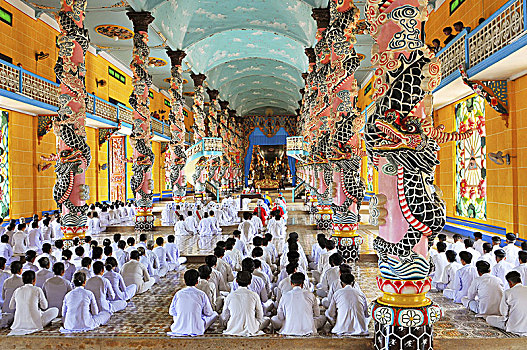 越南,芹苴,湄公河三角洲,祈祷,典礼,高台神殿