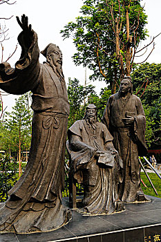 苏澈苏洵苏轼大型室外雕像,苏东坡