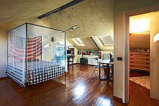 床,篷子,美国国旗,阁楼,房间,书写台,倾斜,天窗