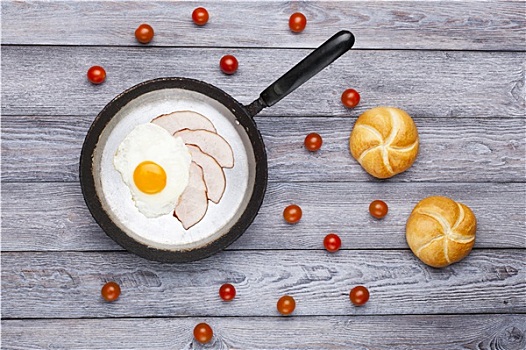 煎鸡蛋,火腿,早餐