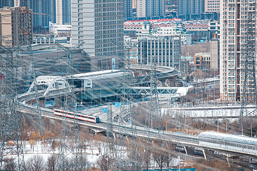雪后的北京地铁s1线