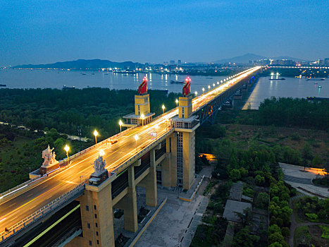 南京长江大桥夜景