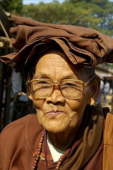 肖像,老太太,女僧侣,眼镜,吉谛瑜佛塔,塔,巴格,缅甸