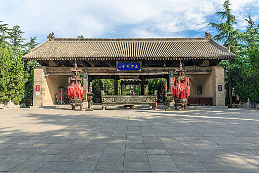 中国山西省运城市舜帝陵陵区中式古建筑