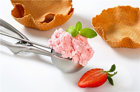 舀具,草莓冰激凌,华夫饼,篮子