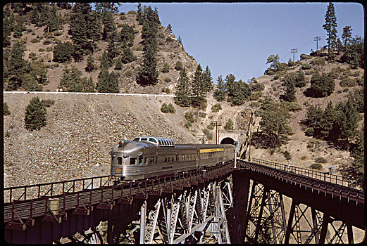 加利福尼亚,列车,离开,隧道,轨道,美国,铁路,柴油车辆,运输,历史