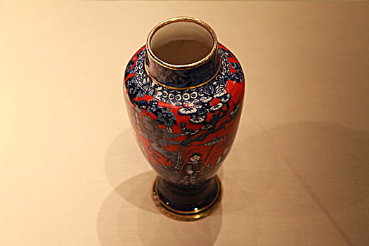 19世纪英国粗陶水壶