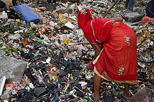 女人,低,整理,再循环,垃圾场,加尔各答,西孟加拉,印度,亚洲