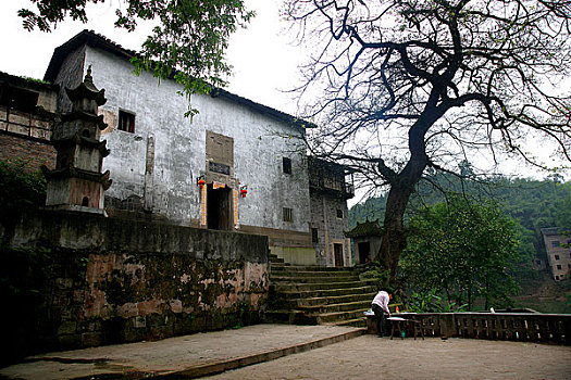 塘河古镇的清源寺